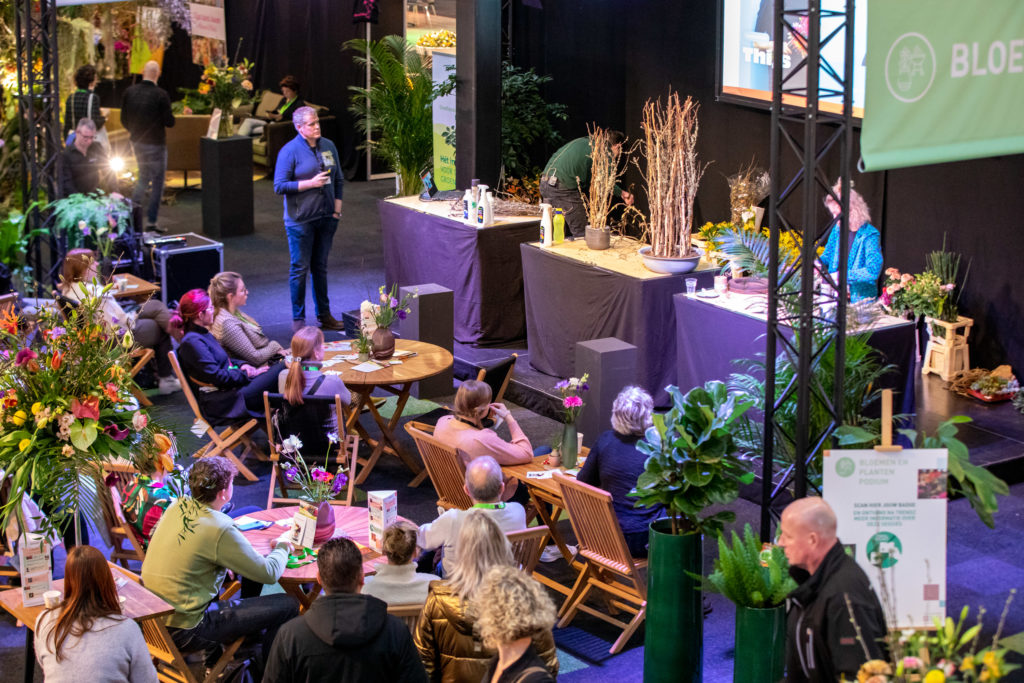 Trendz najaarsbeurs met bloemen